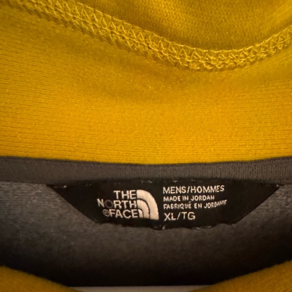 The North Face Men’s 1/4 Zip Gray and Chartreuse Pullover XL - Picture 2 of 3